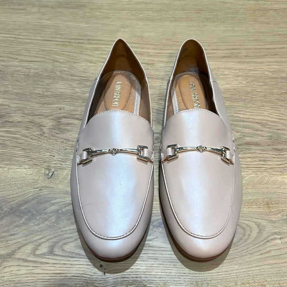 NWOT Women’s Size 8 Jenn Ardor Nude Loafers